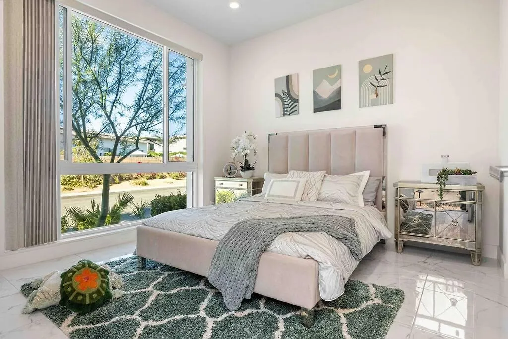 Escena Golf Course Haven - Modern 3Bed/3Bath Home Palm Springs Villa